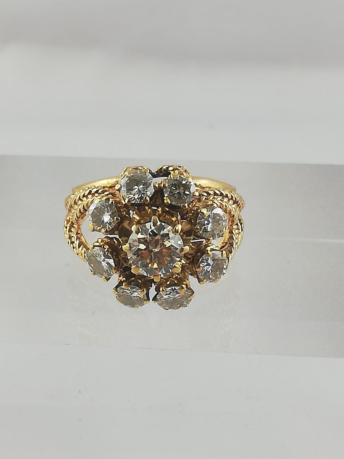Rachat bijoux anciens et parures patrimoniales à Saint-Jean-Cap-Ferrat